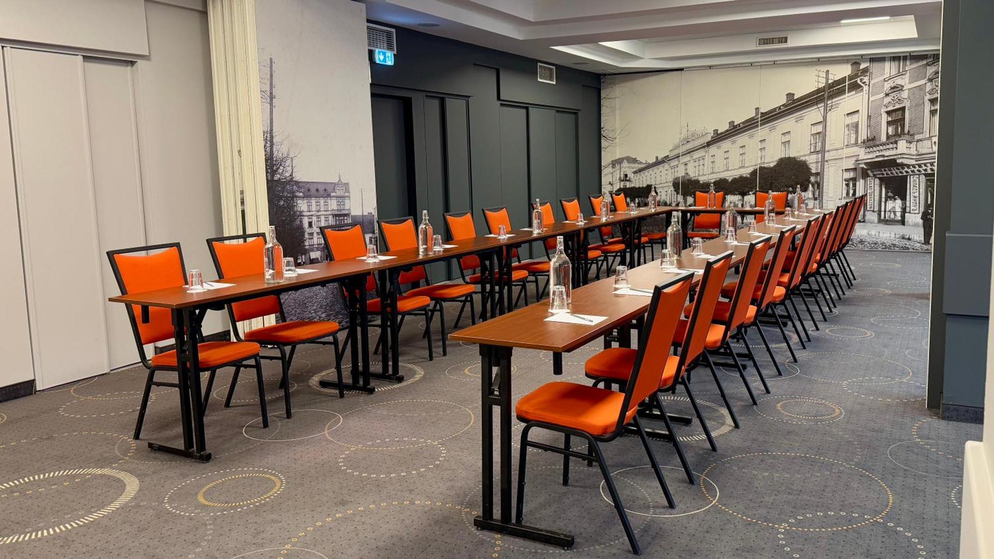 Mercure Centrum Hotel 3*